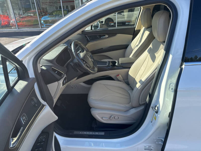 2020 Lincoln Nautilus Reserve