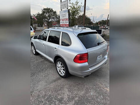 2004 Porsche Cayenne Turbo