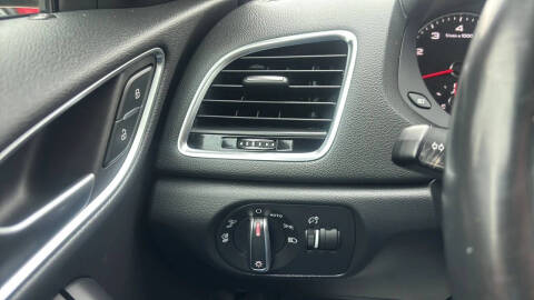 2016 Audi Q3 2.0T quattro Premium Plus