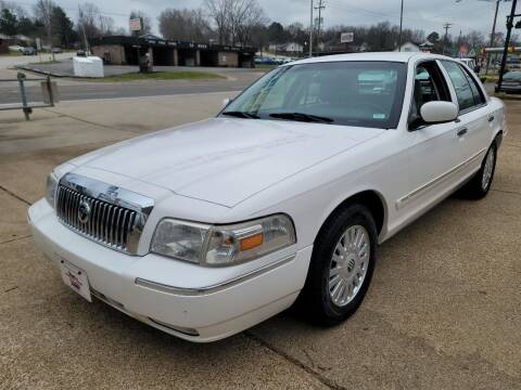 2007 Mercury Grand Marquis for sale at County Seat Motors in Union MO
