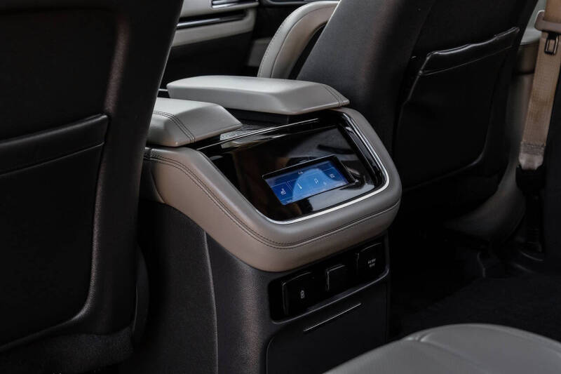 2022 Lincoln Navigator Standard
