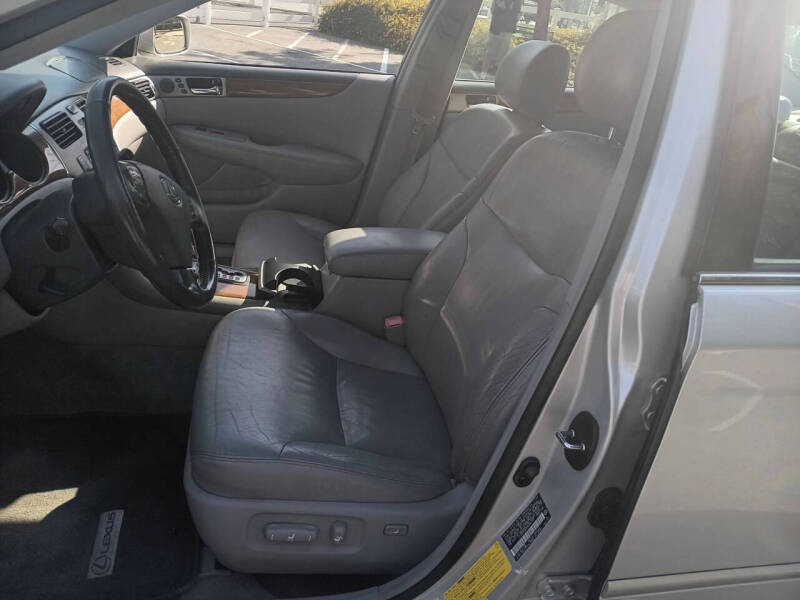2005 Lexus ES 330