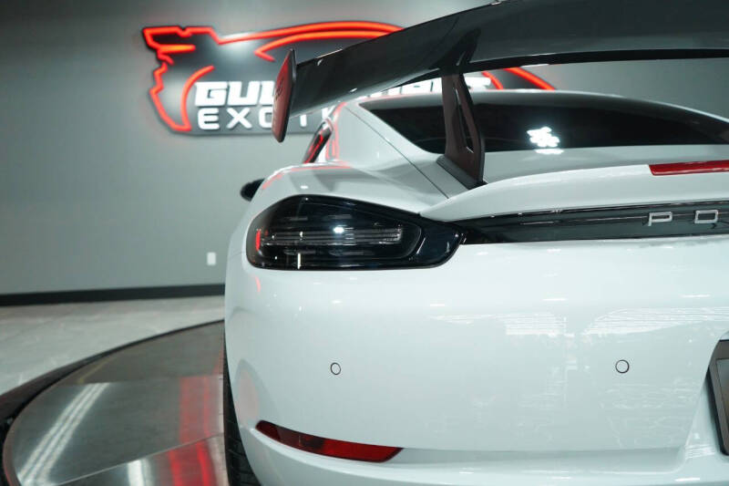 2023 Porsche 718 Cayman GT4 RS