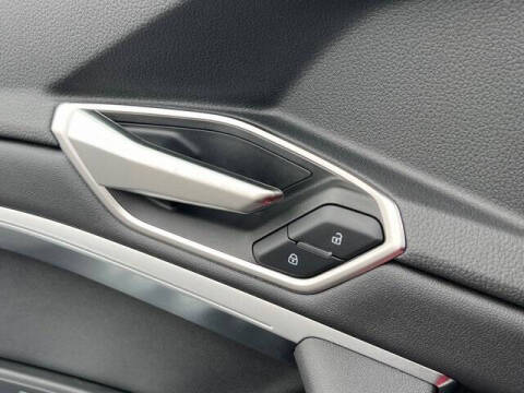 2024 Audi Q8 Sportback e-tron quattro Premium Plus S line