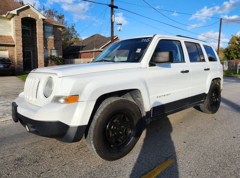 2014 Jeep Patriot for sale at GRG Auto Plex in Houston TX