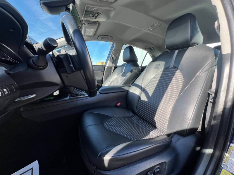 2021 Toyota Camry SE