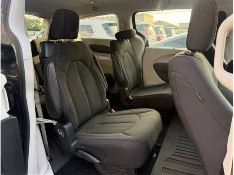 2018 Chrysler Pacifica Touring Plus