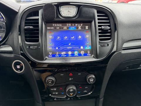 2016 Chrysler 300 S Alloy Edition