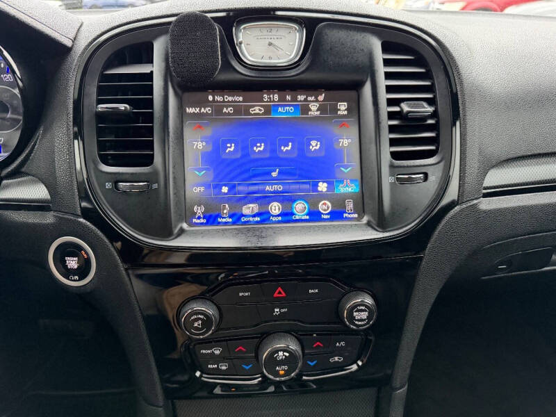 2016 Chrysler 300 S Alloy Edition