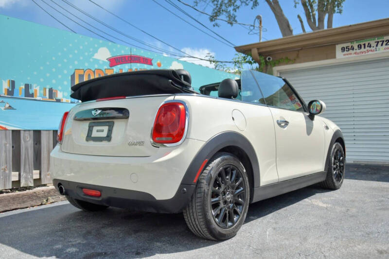 2018 MINI Convertible Cooper
