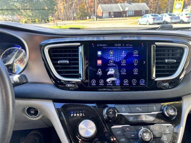 2017 Chrysler Pacifica Touring