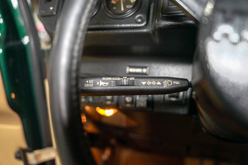 1998 AM General Hummer Hard Top