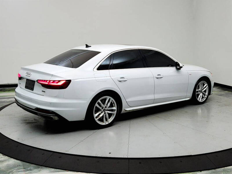 2022 Audi A4 quattro S line Prem Plus 45 TFSI