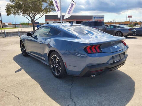 2025 Ford Mustang EcoBoost