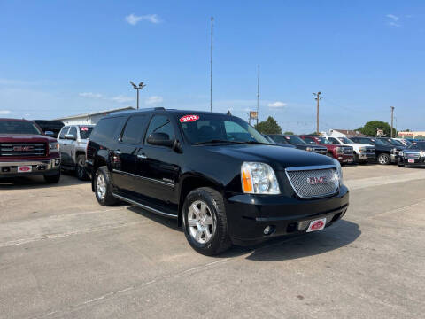 2012 GMC Yukon XL for sale at UNITED AUTO INC in South Sioux City NE