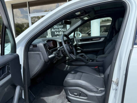 2024 Porsche Cayenne