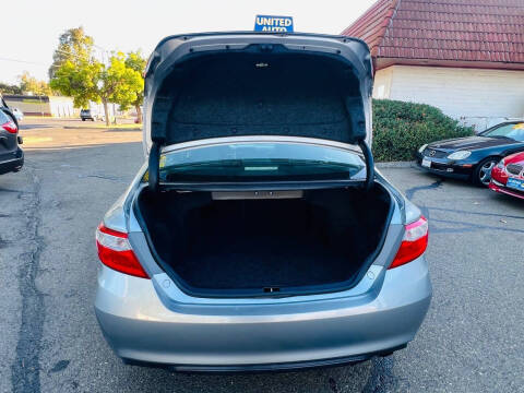 2015 Toyota Camry SE