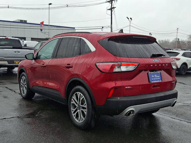 2021 Ford Escape SEL