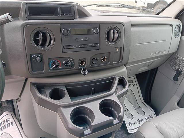 2018 Ford E-Series E-350 SD