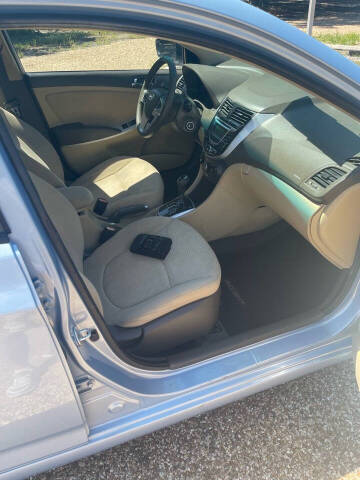 2013 Hyundai Accent GLS