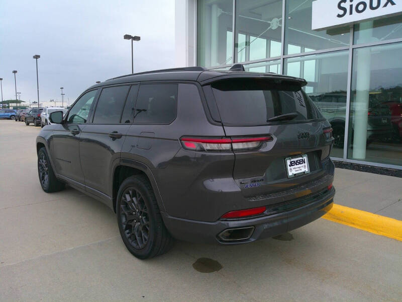 2023 Jeep Grand Cherokee L Summit Reserve
