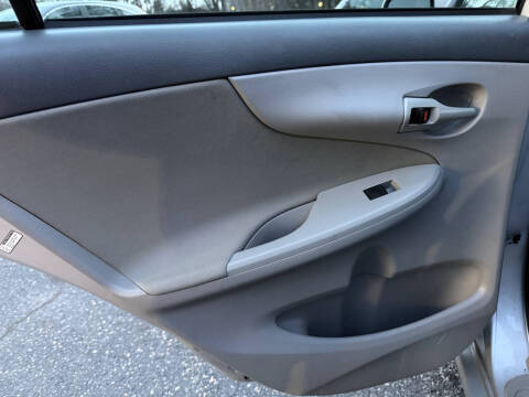 2009 Toyota Corolla LE