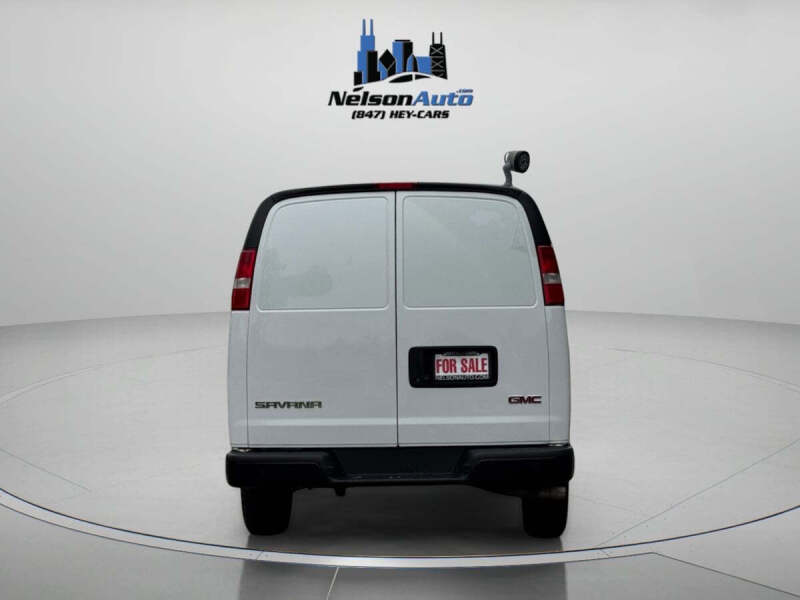 2021 GMC Savana 2500