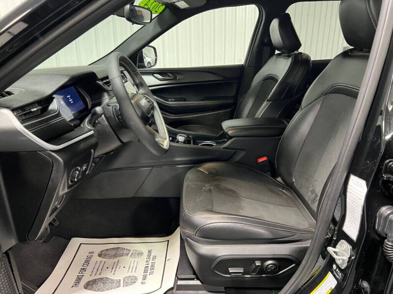 2024 Jeep Grand Cherokee L Altitude