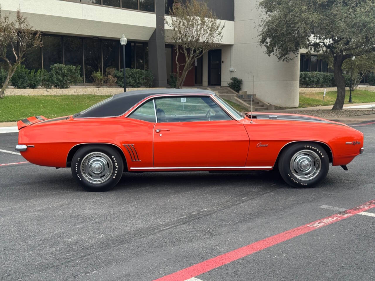1969 Chevrolet Camaro 21