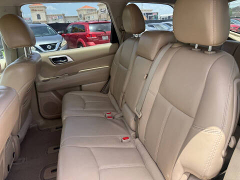 2013 Nissan Pathfinder SL