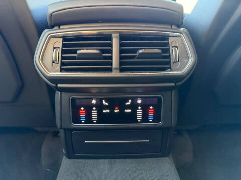 2020 Lamborghini Urus