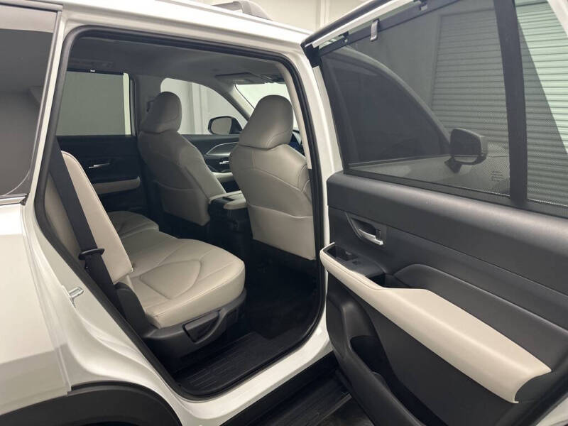 2024 Toyota Grand Highlander Hybrid XLE