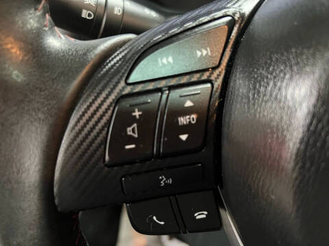 2015 Mazda MAZDA3 s Grand Touring