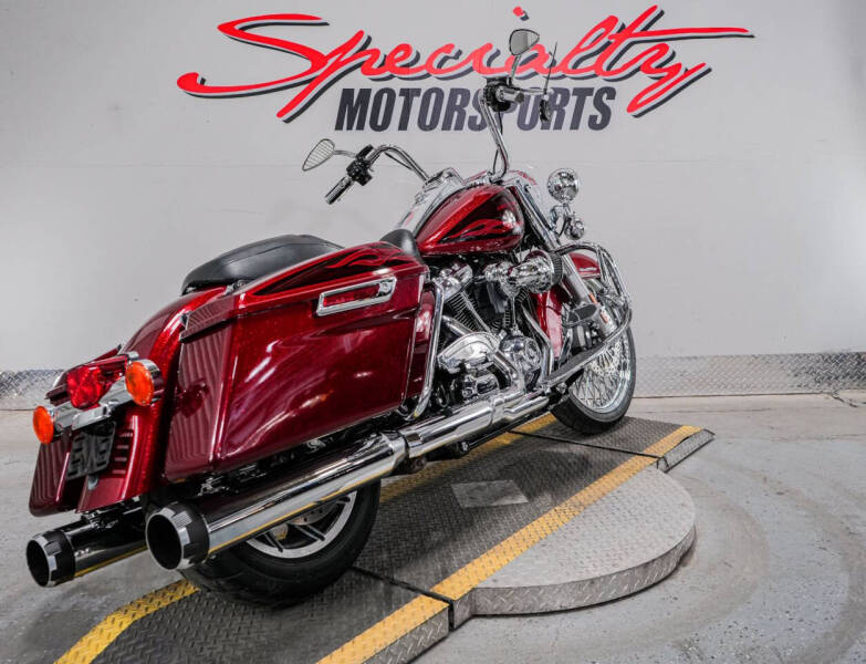 2017 Harley-Davidson Road King