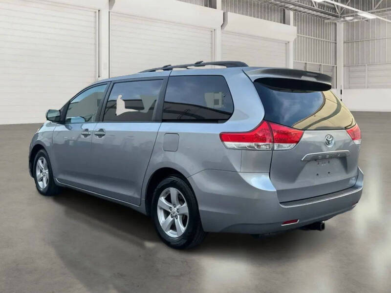 2011 Toyota Sienna