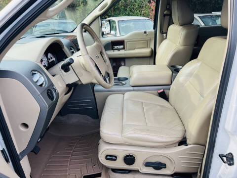 2005 Ford F-150 Lariat