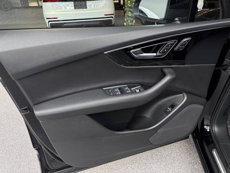 2017 Audi Q7 2.0T quattro Premium