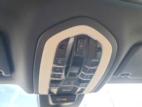 2019 Porsche Macan S