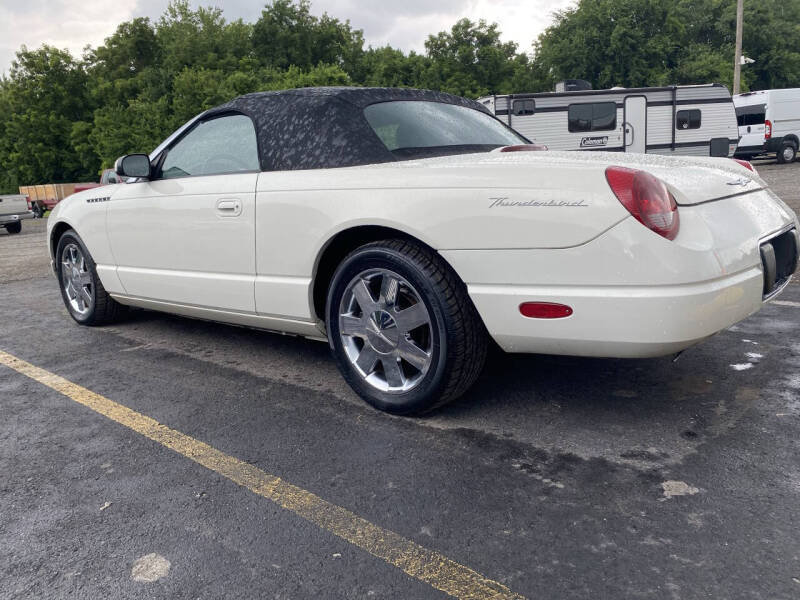 2002 Ford Thunderbird Deluxe