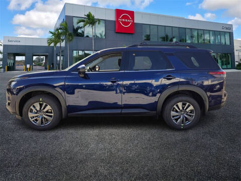 2025 Nissan Pathfinder SV