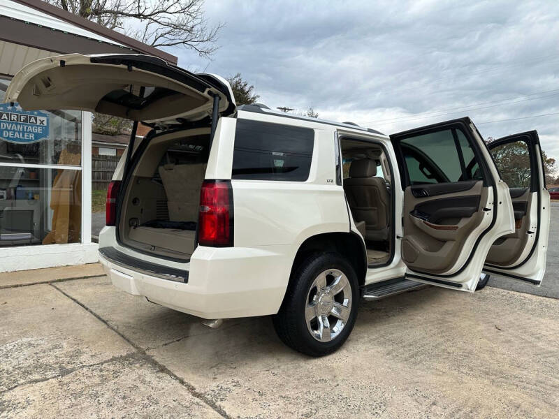 2015 Chevrolet Tahoe LTZ photo 11