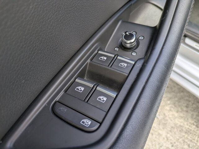 2019 Audi A4 quattro Premium Plus 45 TFSI