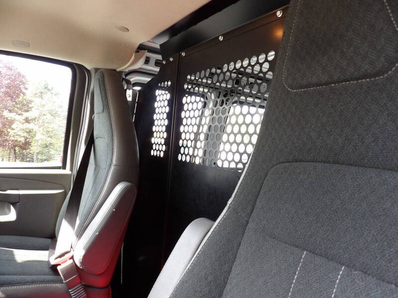 2024 Chevrolet Express 2500
