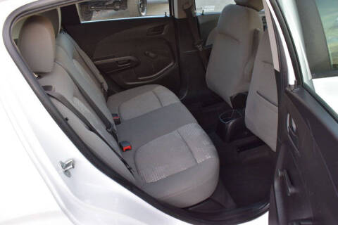 2016 Chevrolet Sonic LS Auto