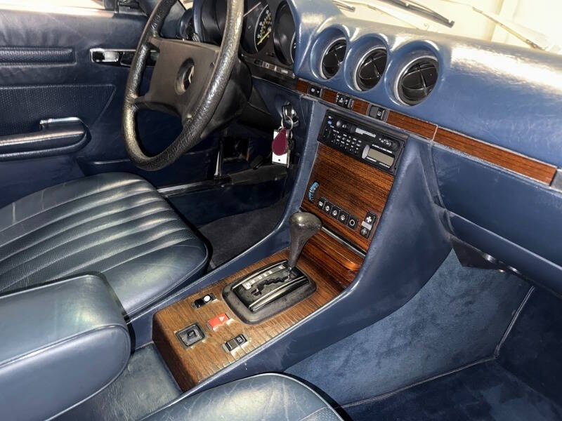 1983 Mercedes-Benz 380-Class