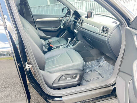 2016 Audi Q3 2.0T quattro Premium Plus