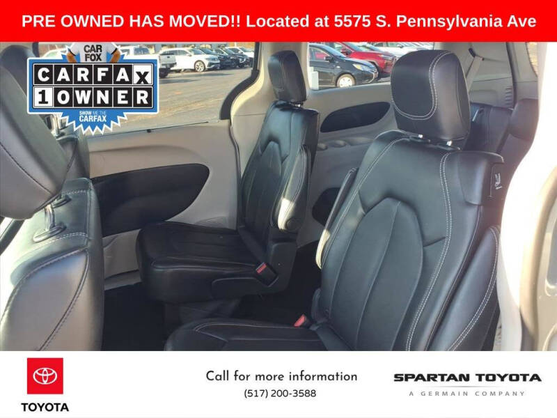 2024 Chrysler Pacifica Touring L