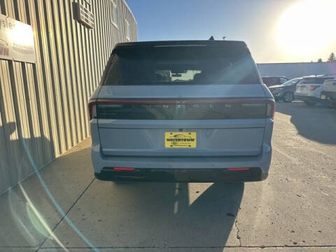 2025 Lincoln Navigator L Reserve