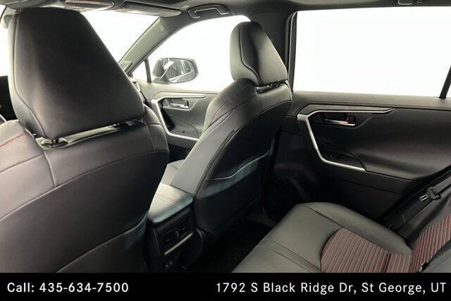 2025 Toyota RAV4 Plug-in Hybrid XSE