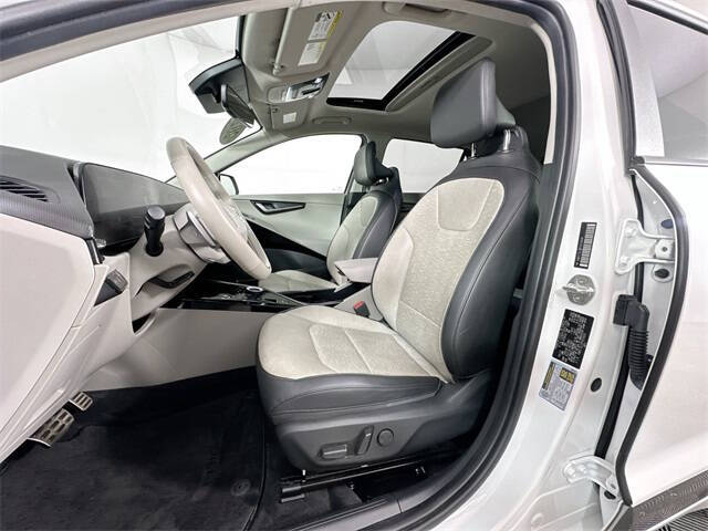 2023 Kia Niro EV Wave